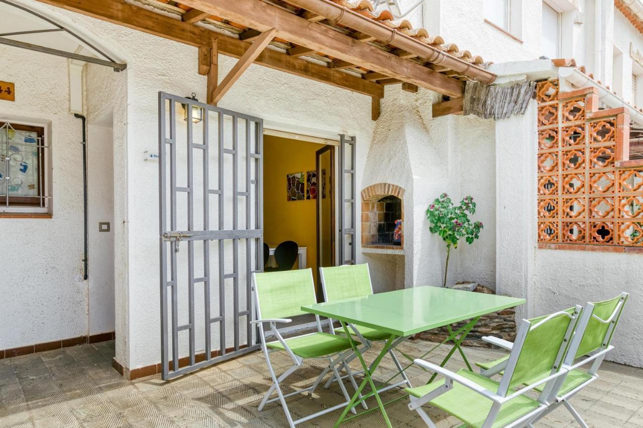 Apartamento Roses Victor ภายนอก รูปภาพ